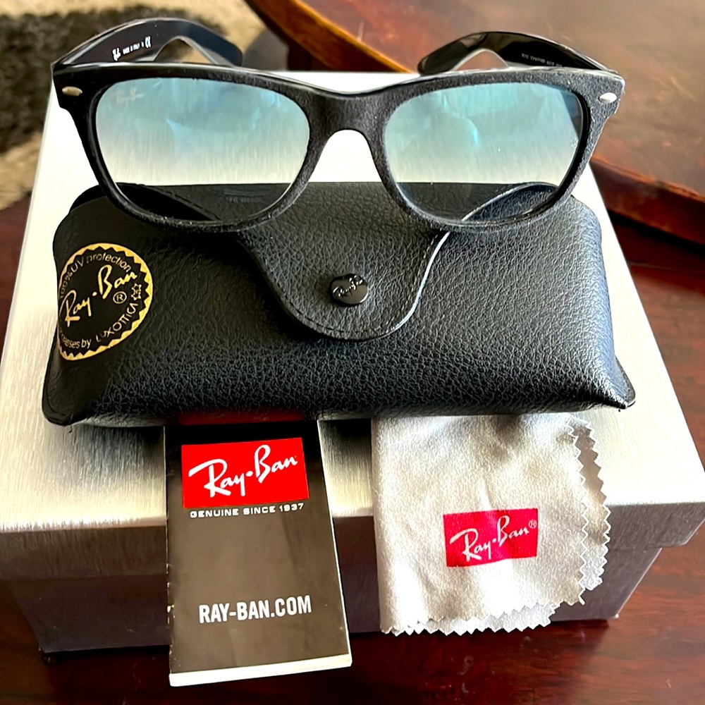 RAY BAN NEW WAYFARER
